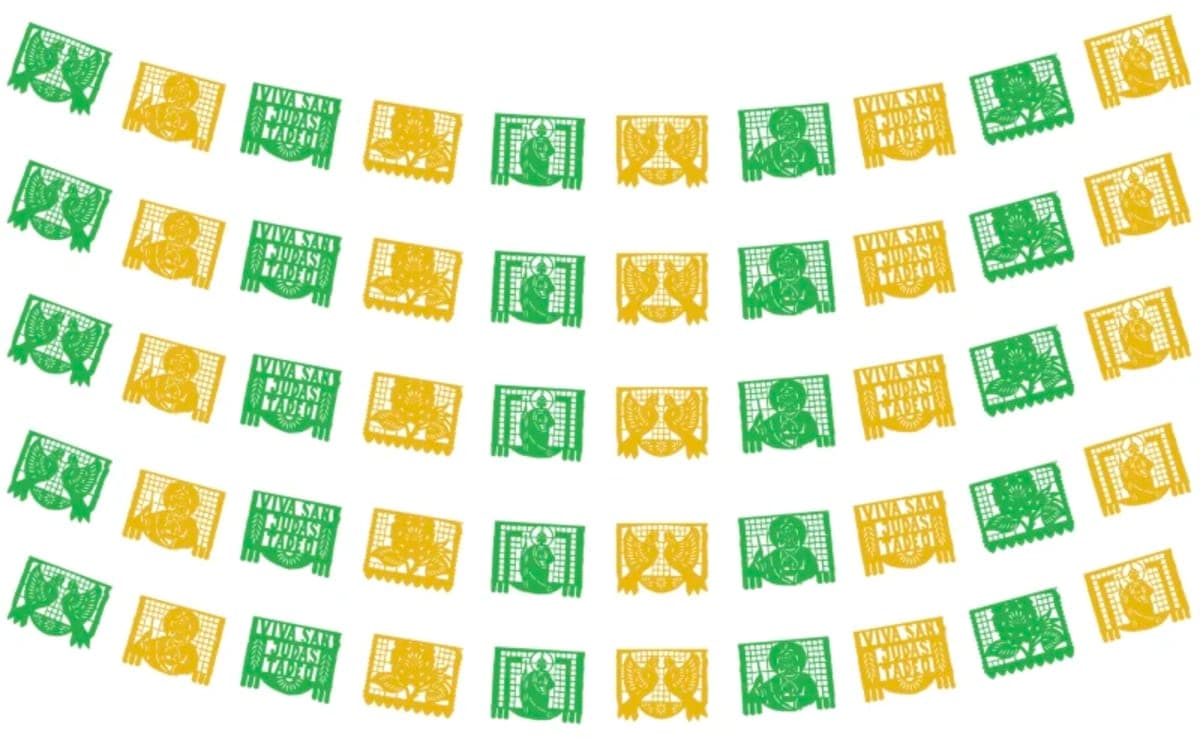 Tira de San Judas Tadeo Enramada de Plastico Picado - Fabricado en Huixcolotla Puebla por DecorameC Tira de San Judas Tadeo Enramada de Plastico Picado - Papel Picado Auténtico DecorameC