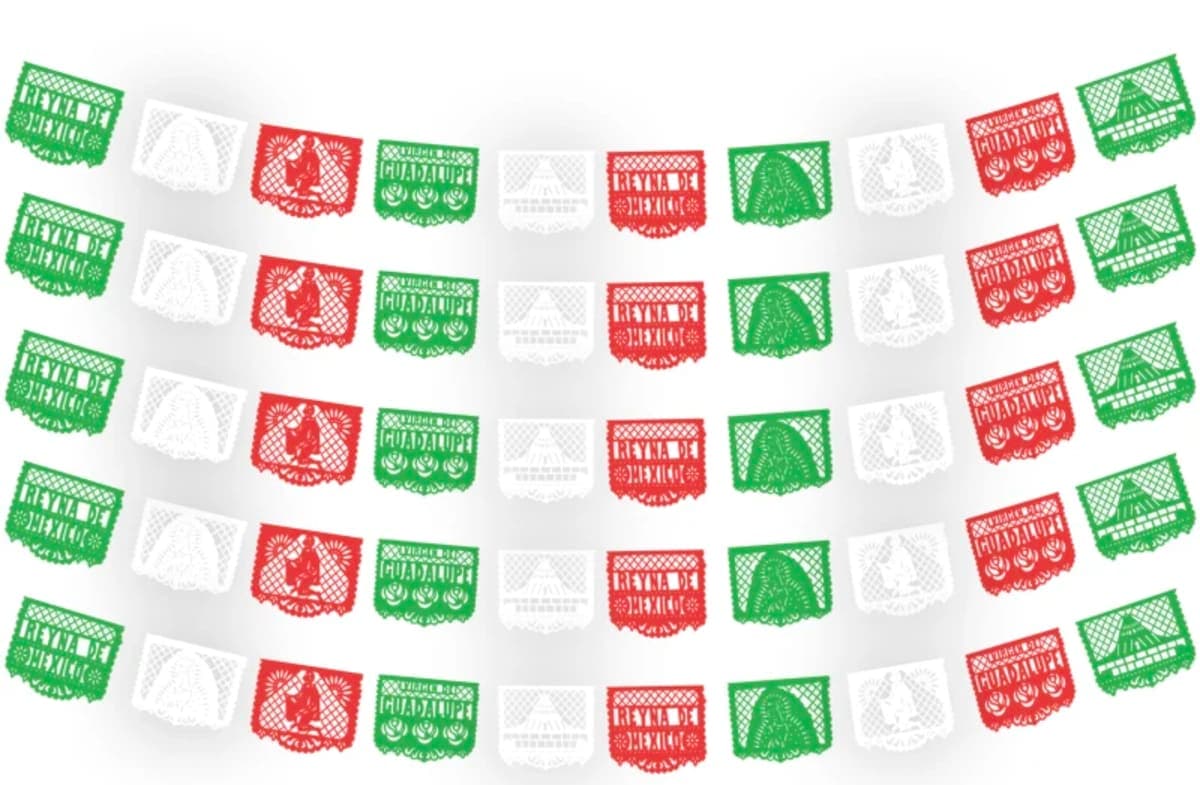 Plástico Picado Reina de México Tira Tricolor Virgen de Guadalupe - Fabricado en Huixcolotla Puebla por DecorameC Plastico Picado Reyna de Mexico Tira Tricolor Virgen de Guadalupe - Papel Picado Auténtico DecorameC