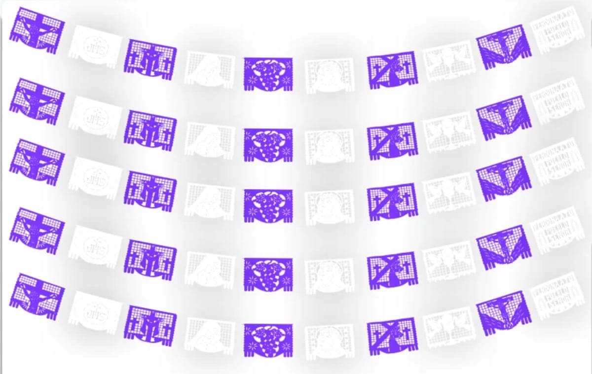 enramada semana santa morado y blanco en plástico picado - Fabricado en Huixcolotla Puebla por DecorameC Enramada Semana Santa Plastico Picado Morado y Blanco - Papel Picado Auténtico DecorameC