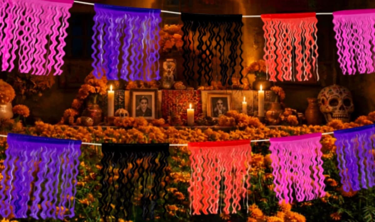 Tira En Plastico - Día de Muertos (Plastico) - Fabricado en Huixcolotla Puebla por DecorameC Tira En Plastico - Día de Muertos (Plastico) - Diseño - Papel Picado Auténtico DecorameC